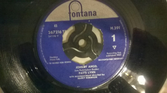 7" 45RPM Johnny Angel/Tonight You Belong To Me by Patti Lynn from Fontana