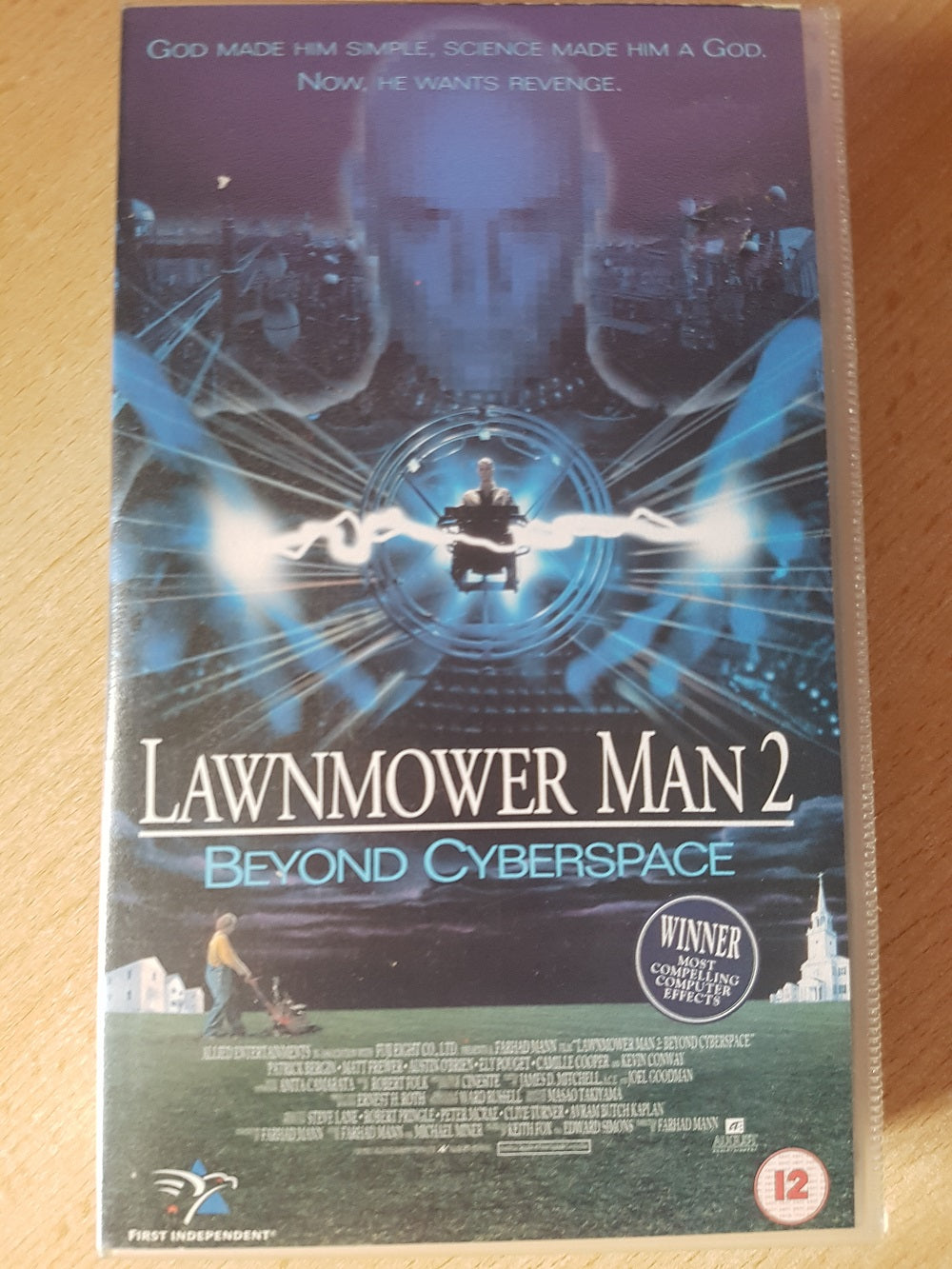 Lawnmower Man 2: Beyond Cyberspace VHS from First Independent (VA 30669)