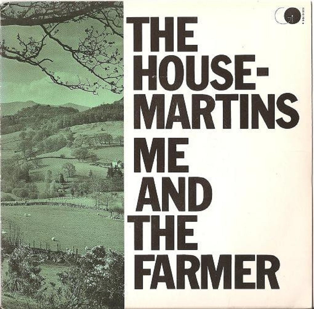 7" 45RPM Me And The Farmer/I Bit My Lip by The Housemartins from Go! Discs (GOD 19)