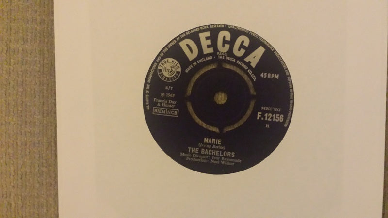 7" 45RPM Marie/You Can Tell by The Bachelors from Decca