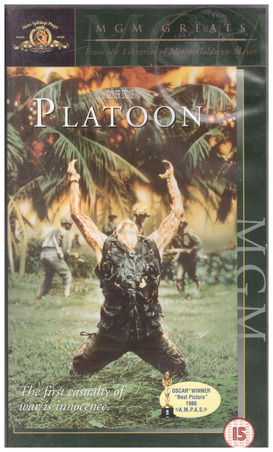 Platoon VHS from MGM Home Entertainment (15883S)