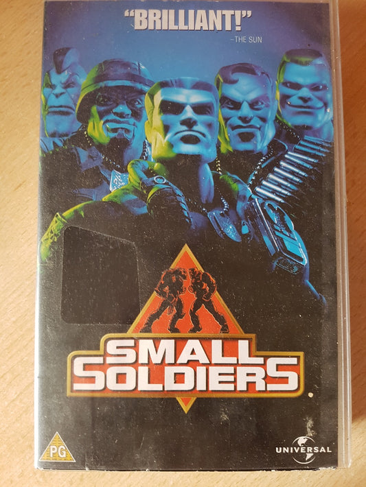 Small Soldiers VHS from Universal (VHA 9004)